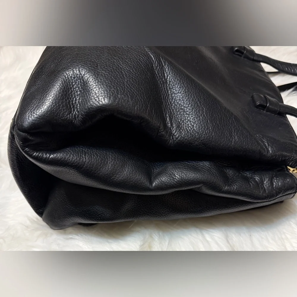 Banana Republic Vintage Hartford Satchel Leather Tote - Picture 4 of 16